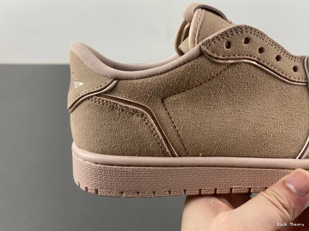 Kicked Out Shoe Store Beige Particle AO1935-204 Low Jordan Retro 1 NS 0626